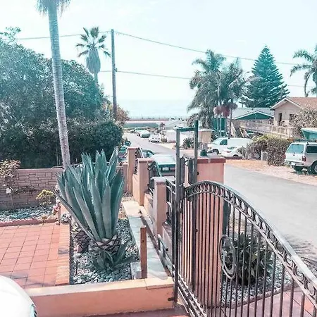 Cozy Beach Home Walking Distance From Ocean Ventura Exterior foto