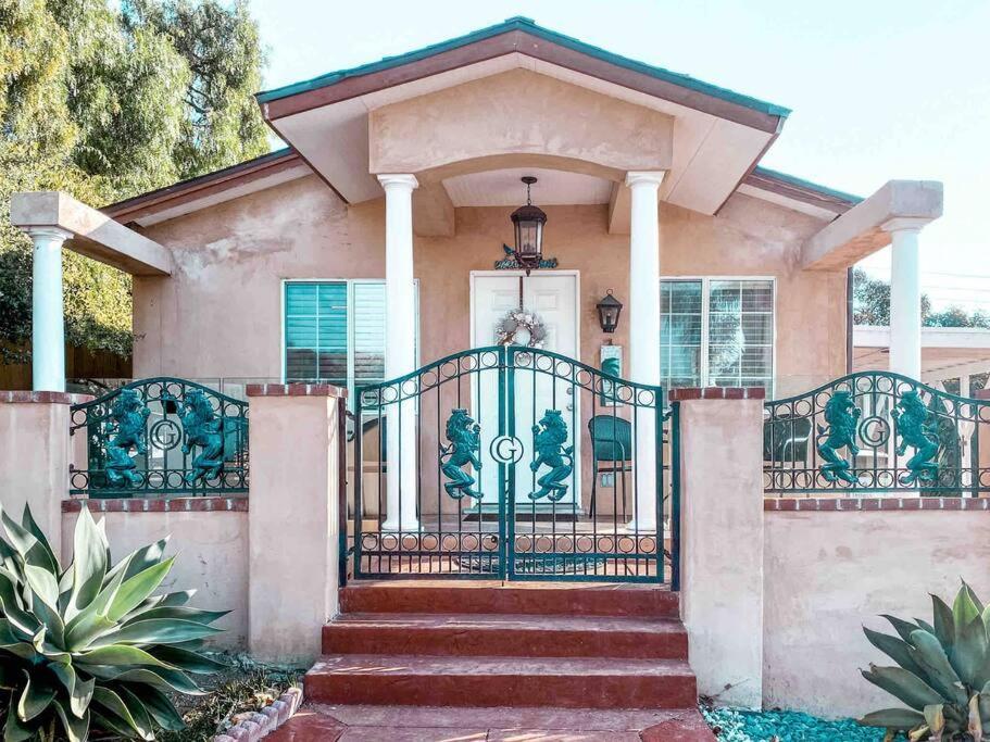 Villa Cozy Walking Distance From Ocean Ventura